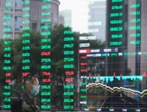 PSX Faces Volatile Session as KSE-100 Index Drops Over 1,500 Points Amid Profit-Taking