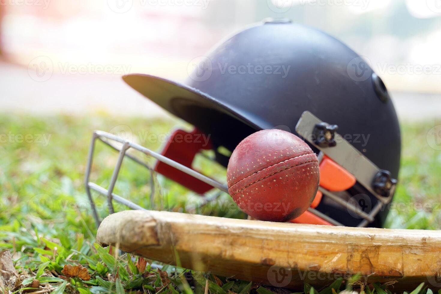President’s Trophy Grade-I: Ghani Glass Dominate HEC, Waqar Ahmed Shines for KRL on Day Two