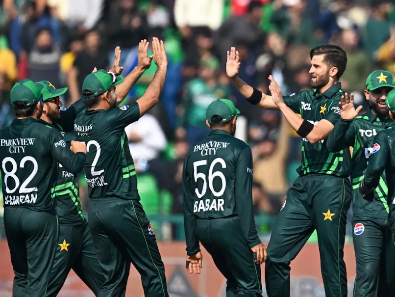 Pakistan vs South Africa, Tri-Series 3rd ODI: Pakistan Begin 353-Run Chase