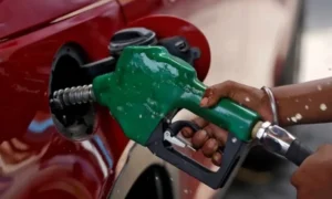 Petrol Prices in Pakistan Expected to Drop Amid Global Oil Price Decline